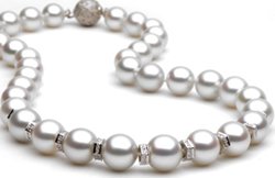 White South Sea Pearl